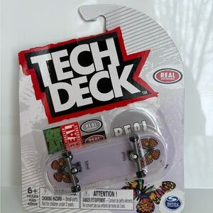 BRAND NEW SEALED TECH DECK REAL SKATEBOARDS BUTTERFLY SERIES